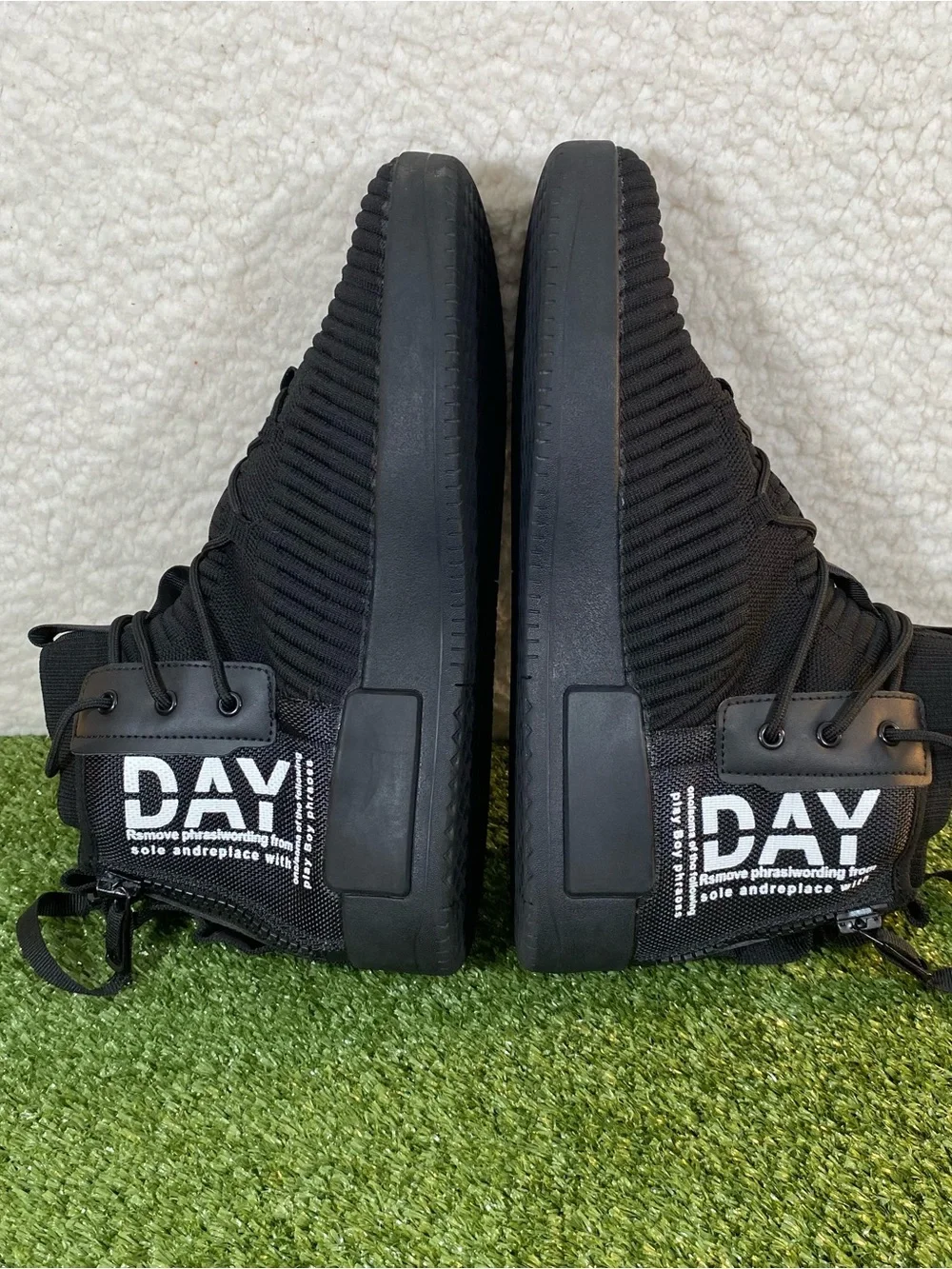 Runmaxx Casual Fashion Knit Mesh Shoes Men SZ 11 (44) Black Lace Up Hi Athletic